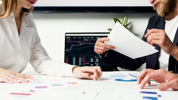 a successful female entrepreneur brainstorming ideas